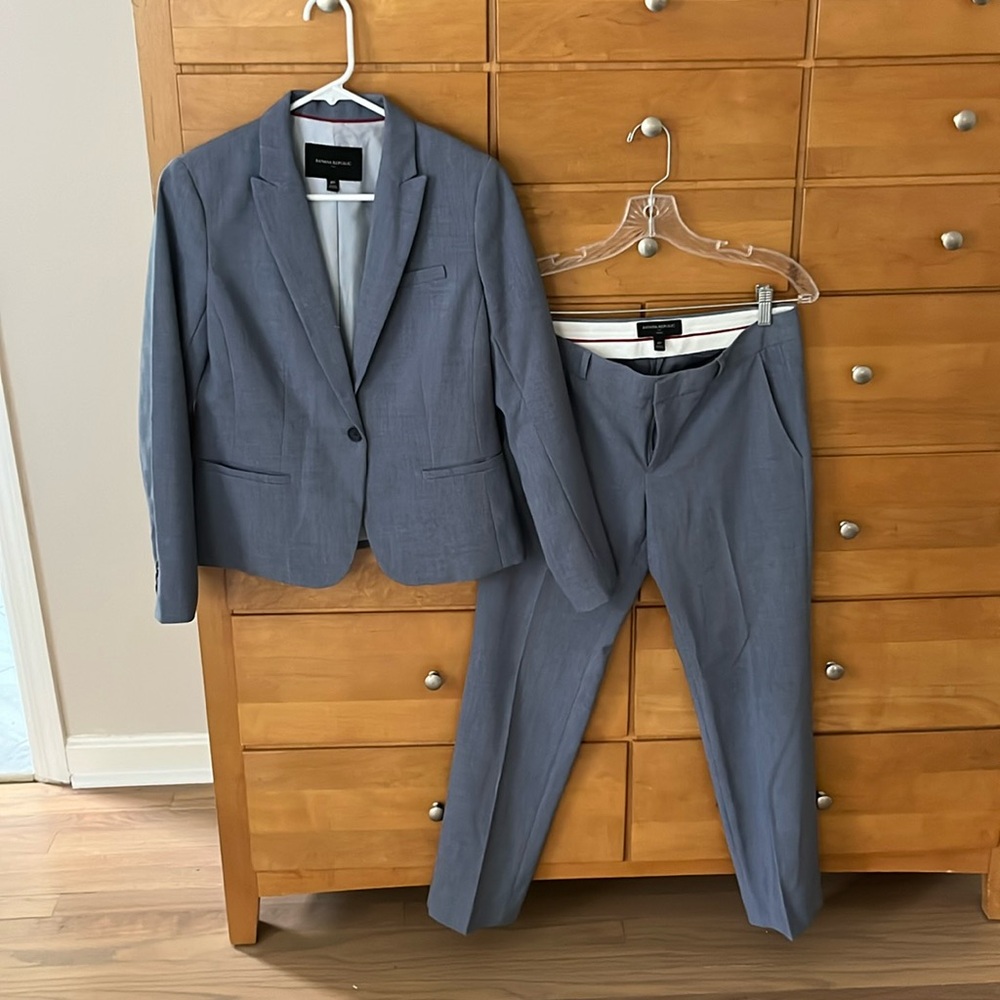 Banana Republic muted blue women’s suit, size 4 petite.